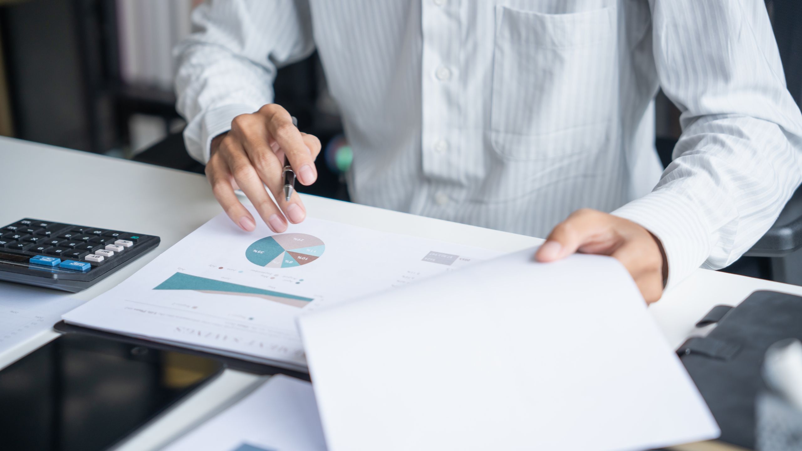 How to Use Quarterly Financial Reviews to Prevent Year-End Surprises