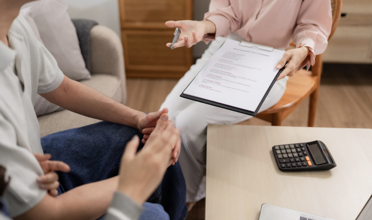 How Retirement Contributions Can Lower Your Tax Bill Before December 31